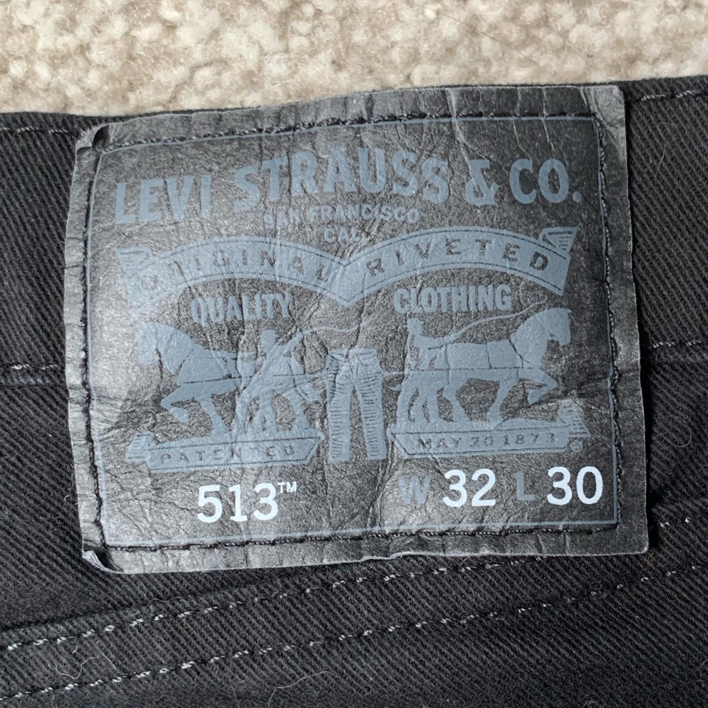 Levi’s 513 black 32 x 30